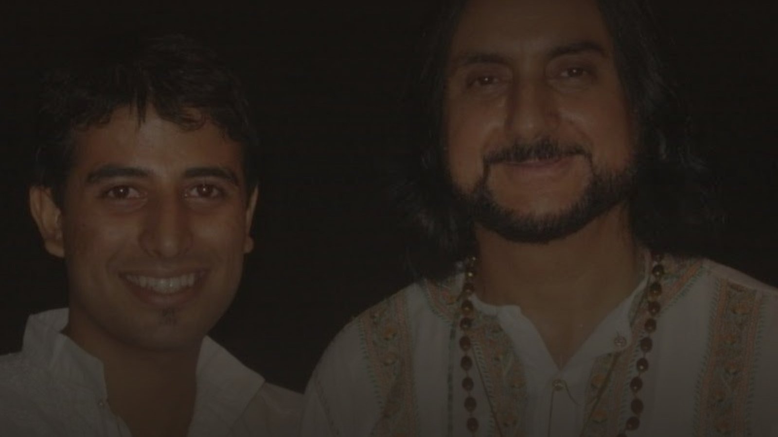 A young Saurabh Zadoo beside his guru, the santoor maestro Padmashri Pt. Bhajan Sopori